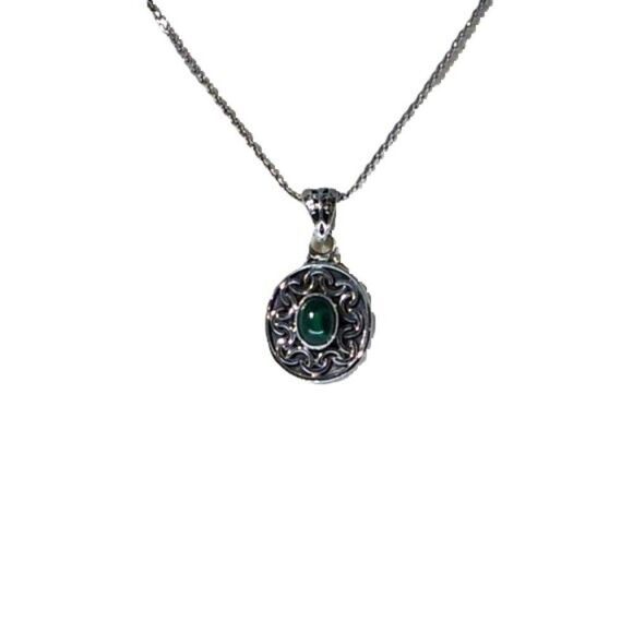 Malachite Pendant Necklace Sterling Silver - Picture 2 of 3